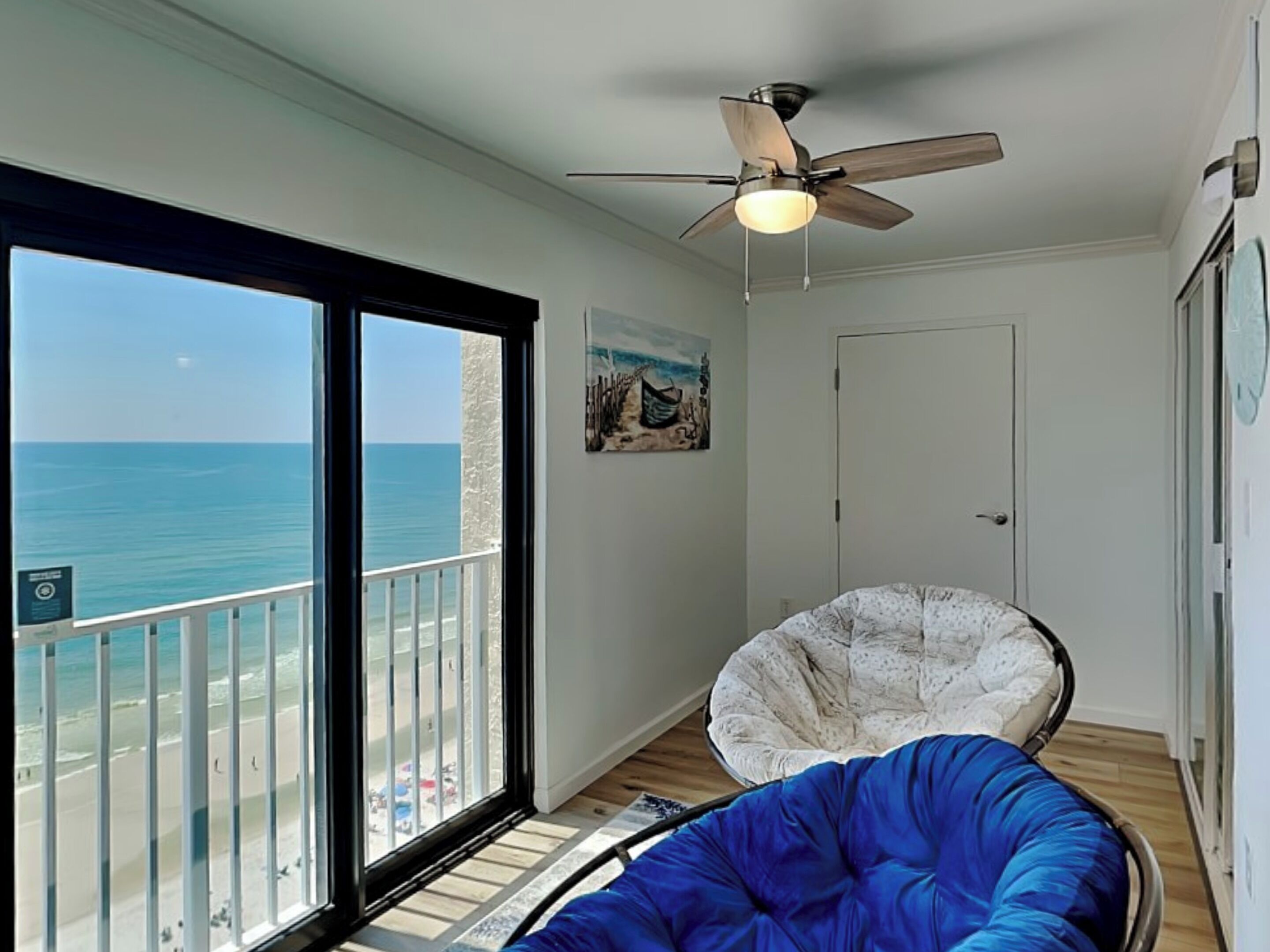 Lejlighed - flere senge - køkken - havudsigt (Gulf Tower #12C - No Pets Allowed) | Interiør