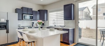 6 Mi to Dia: Denver Home w/ Fenced Yard & Fire Pit