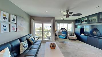 Condo (1 Bedroom) | Property amenity