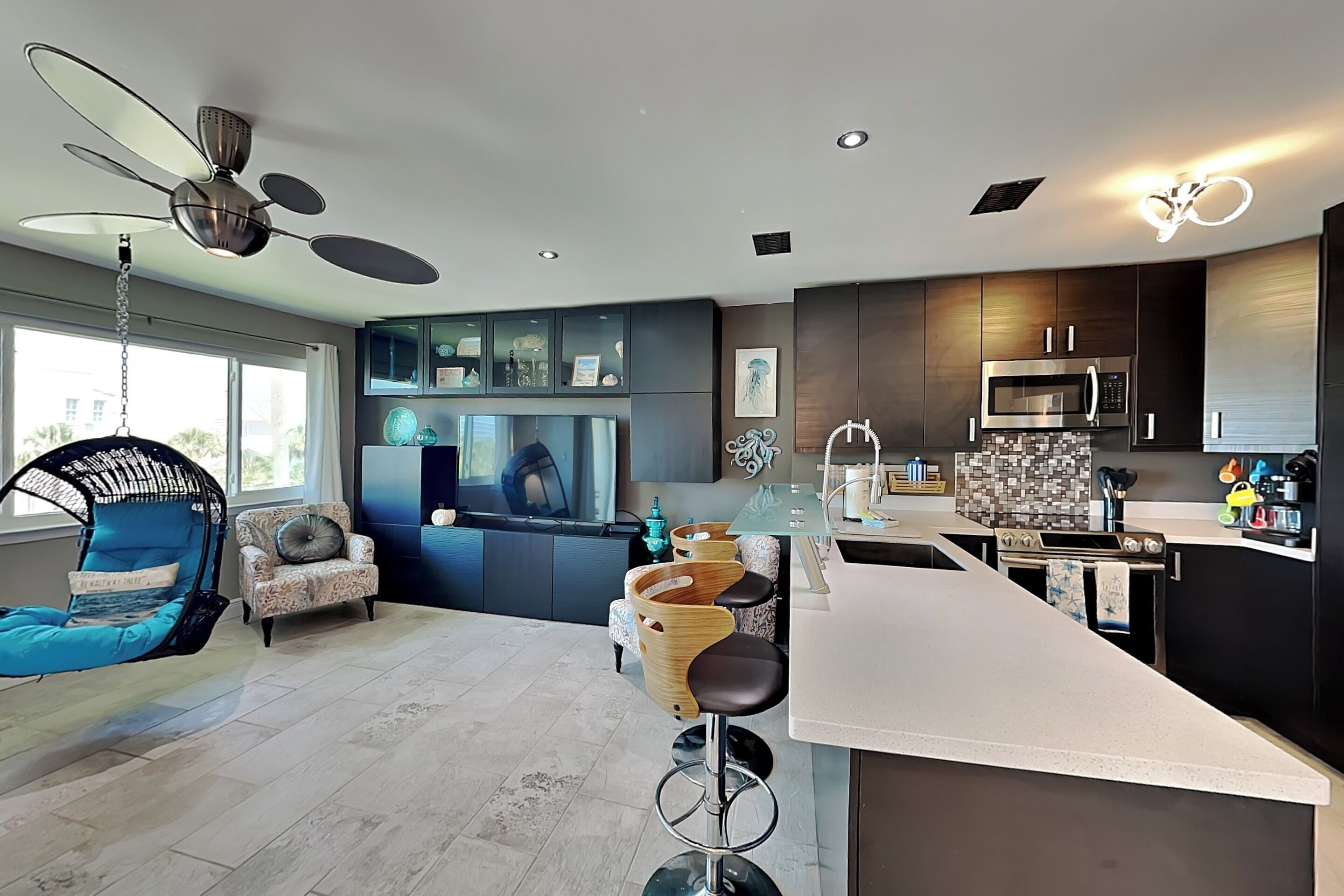 Condo (1 Bedroom) | Property amenity
