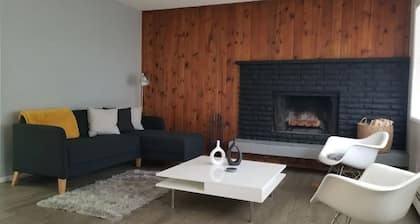 Klamath house by the lake