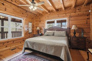 6 bedrooms, iron/ironing board, free WiFi, bed sheets - The Pigeon Forge Attraction Destination Vacation (PIGEON FORGE)