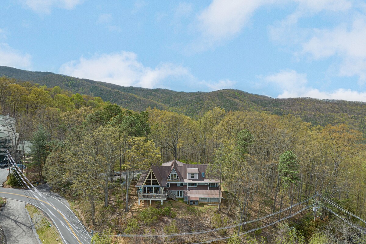 Photo 123 of Your Family Reunion Getaway