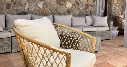 MARY PICKFORD ESTATE IN DESERT HOT SPRINGS 9 BEDROOMS AND 7.5 BATHS EVENTS