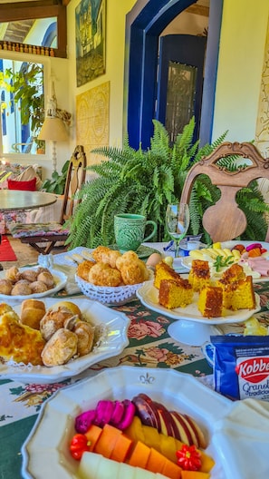 Gratis kontinental frukost varje dag 