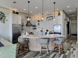 獨棟房屋, 多張床, 可使用�泳池, 海景 (Resting Beach Face) | 私人廚房 | 咖啡機/沖茶器