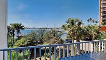 Condo, Multiple Beds, Balcony, Ocean View (South Harbour #2F - No Pets Allowed) | Property grounds