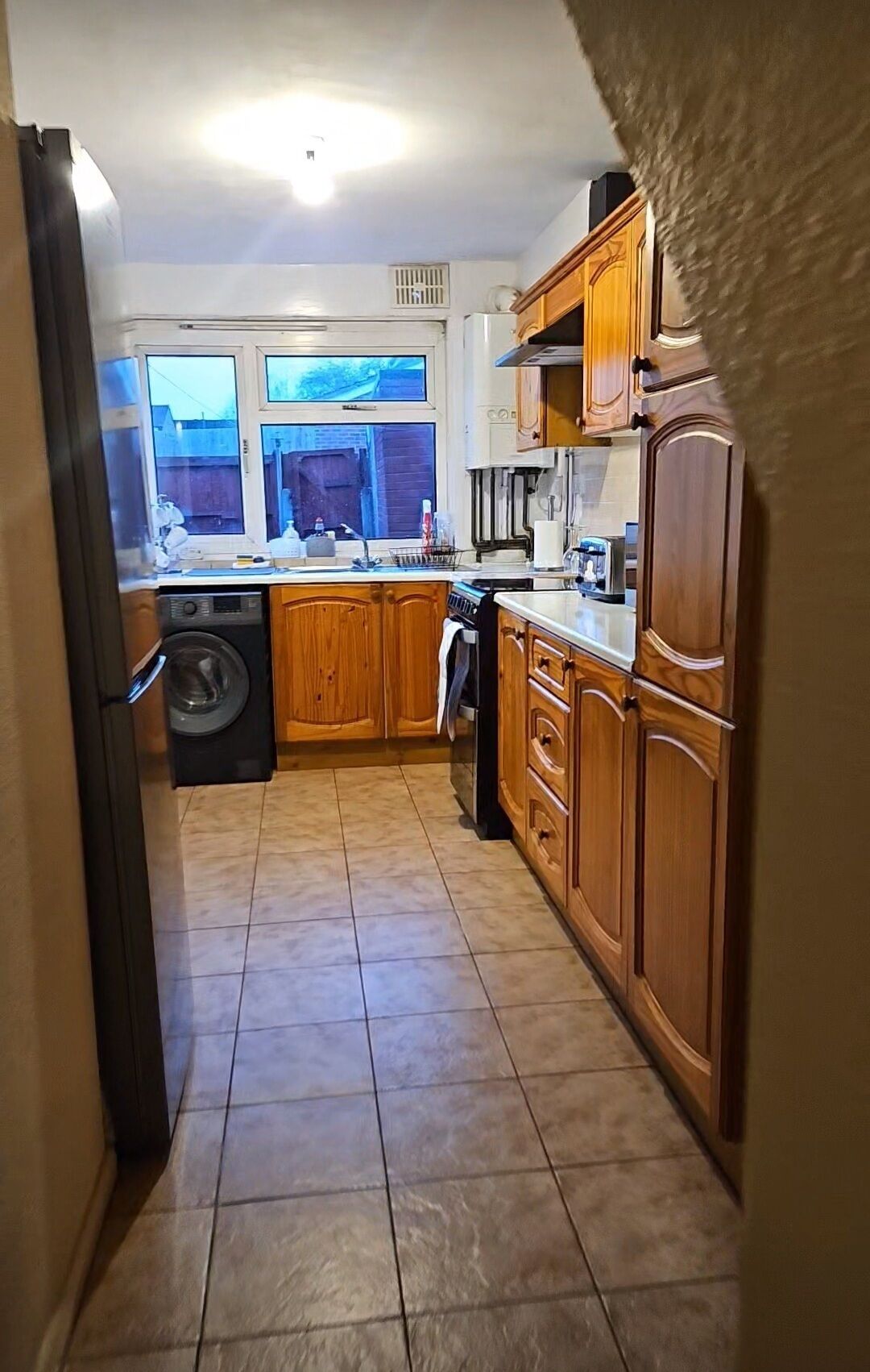 House | Private kitchen | Fridge, microwave, oven, stovetop