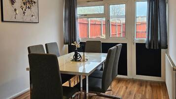 House | Dining