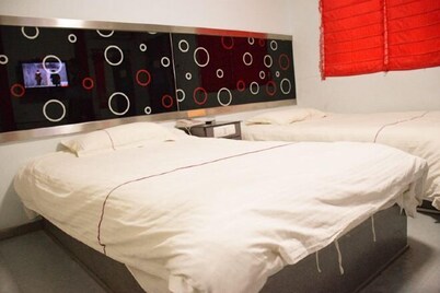 Fuyuan Dongshijie Youth Hostel