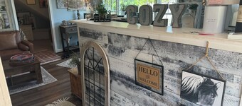 The She Shed a Cozy Country Setting to relax! 15 min to Dover, DE