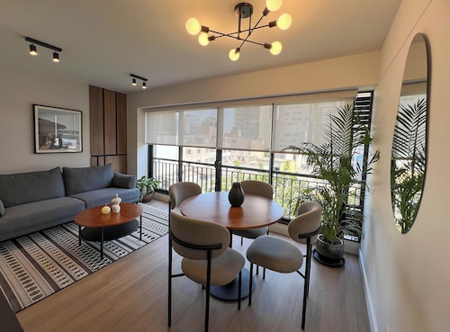 Gray By Wynwood House