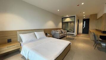 Standard Studio, City View | Desk, free WiFi, bed sheets