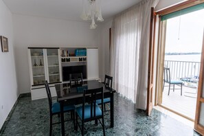 3 bedrooms