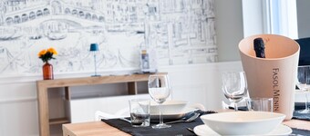 Fairmont Seafront Venice Suite by Ca-sa Chec