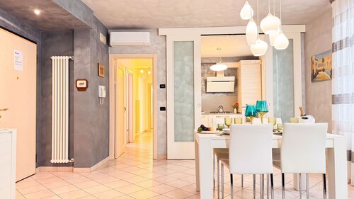 Lady Teresa Apartment by Ca-sa Check