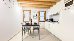 Apartment | 1 bedroom - Romantic Flower by Ca-sa Check (Chioggia)