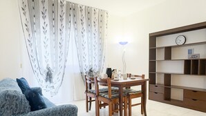 2 عدّة غرف نوم