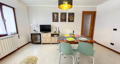 Hellen House by Ca-sa Check