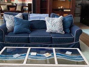 Smart TV, DVD player, video library - Entire Beach-Front Home, 5 Balconies, Breathtaking Views, Private Beach Access (Avon)