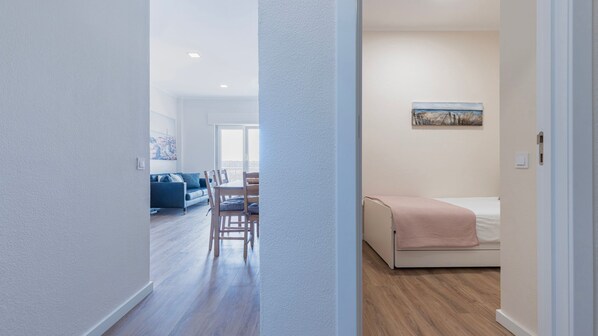 2 habitaciones, tabla de planchar con plancha y wifi gratis
