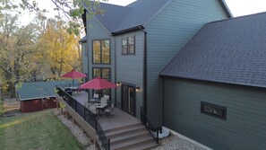 Exterior - New Construction on Beautiful Lake Victoria! Close to town! (Alexandria)