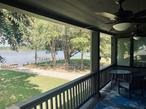 Family friendly lakefront home with private boat ramp and dock