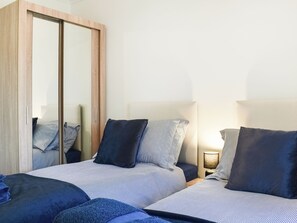 3 habitaciones, wifi gratis y ropa de cama 