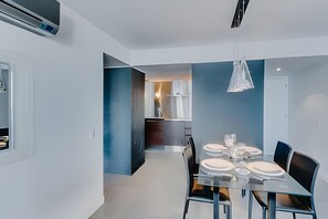 Apartment | Dining