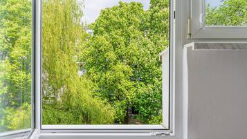 Apartment | Wohnbereich | Flachbildfernseher