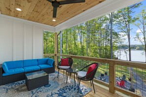 House | 4 bilik tidur 