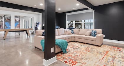Lakefront Bliss - Fully Loaded