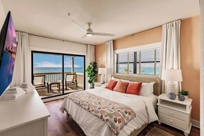 6 habitaciones, escritorio y tabla de planchar con plancha