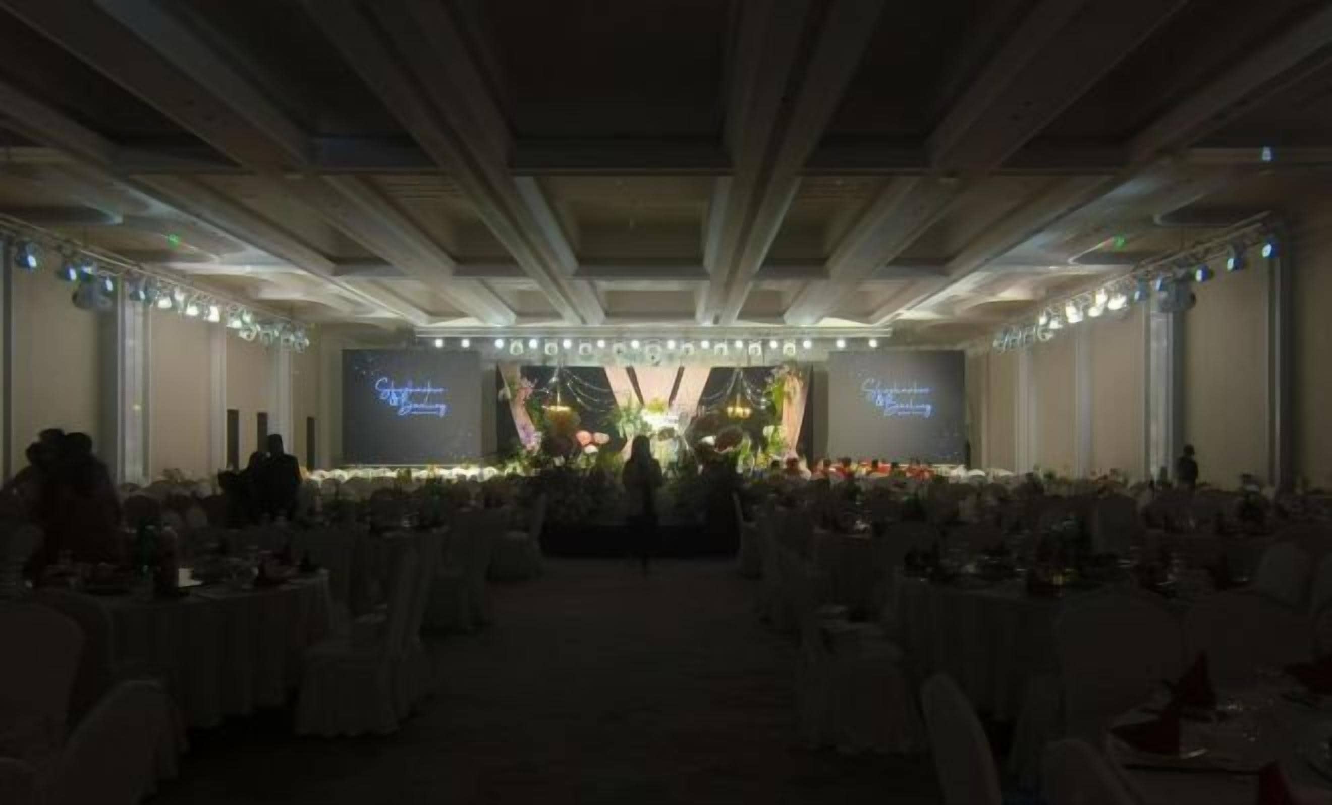 Banquet hall