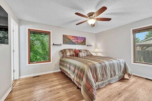 4 Schlafzimmer, Bügeleisen/Bügelbrett, Reisekinderbett, kostenloses WLAN