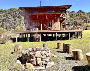 Comfort huisje, veranda, uitzicht op bergen | Terras