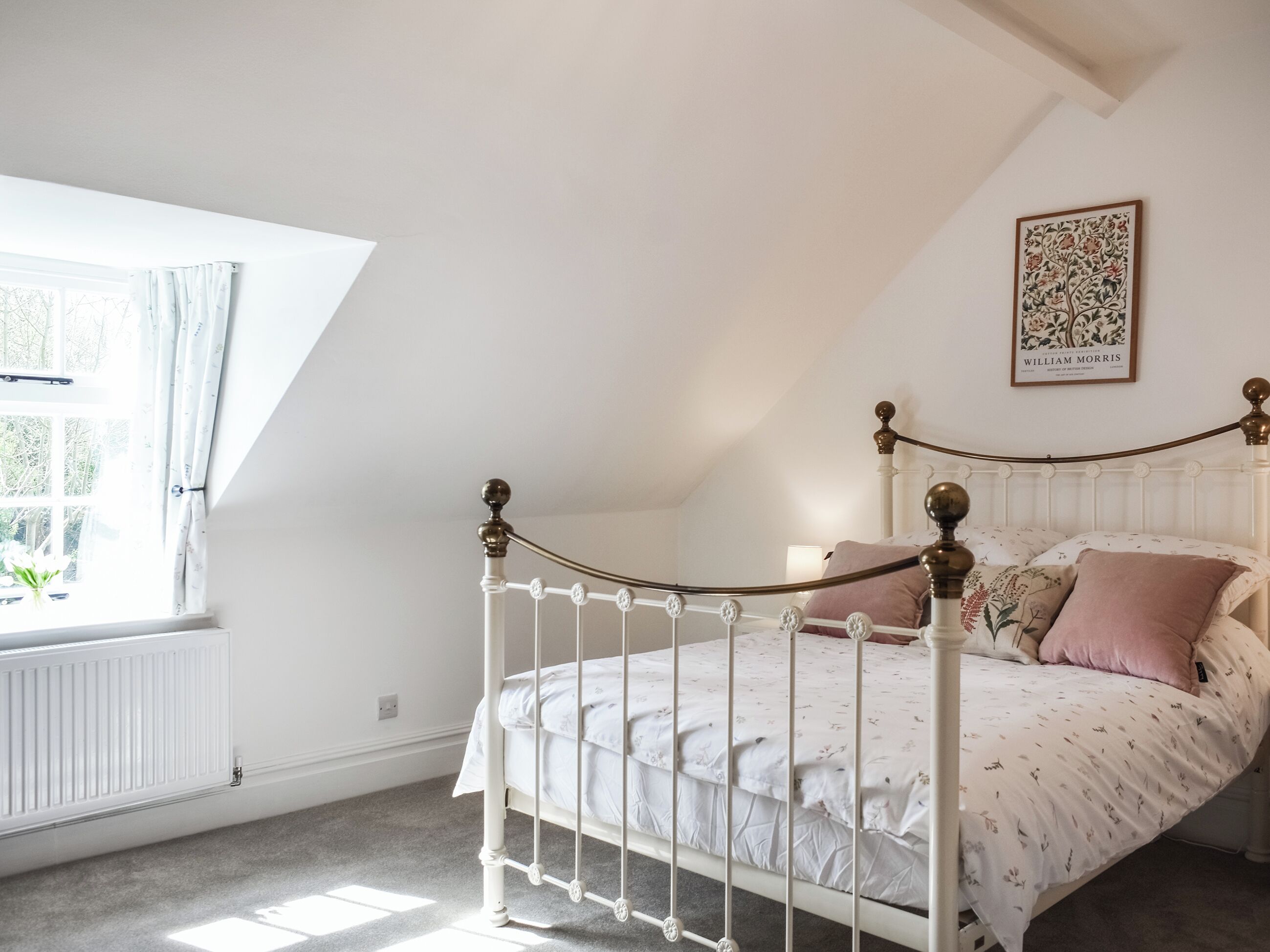 2 bedrooms, WiFi (free), bed sheets
