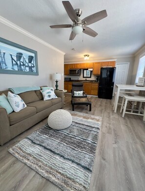 Smart TV - Flagler Beach Island Time Condo unit 3 (Flagler Beach)