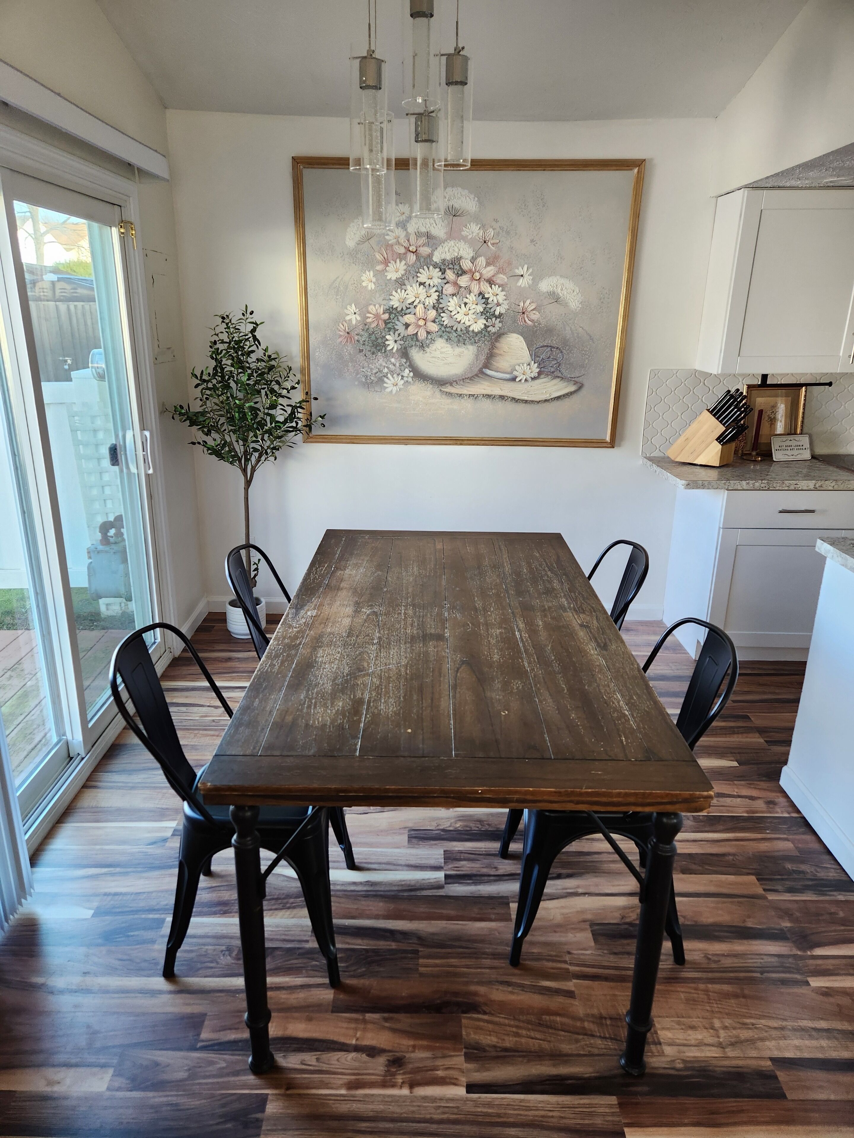 Cozy Condo 3br 2bth Near Unity!