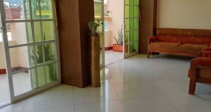 HOSTAL LA GRAN FAMILIA