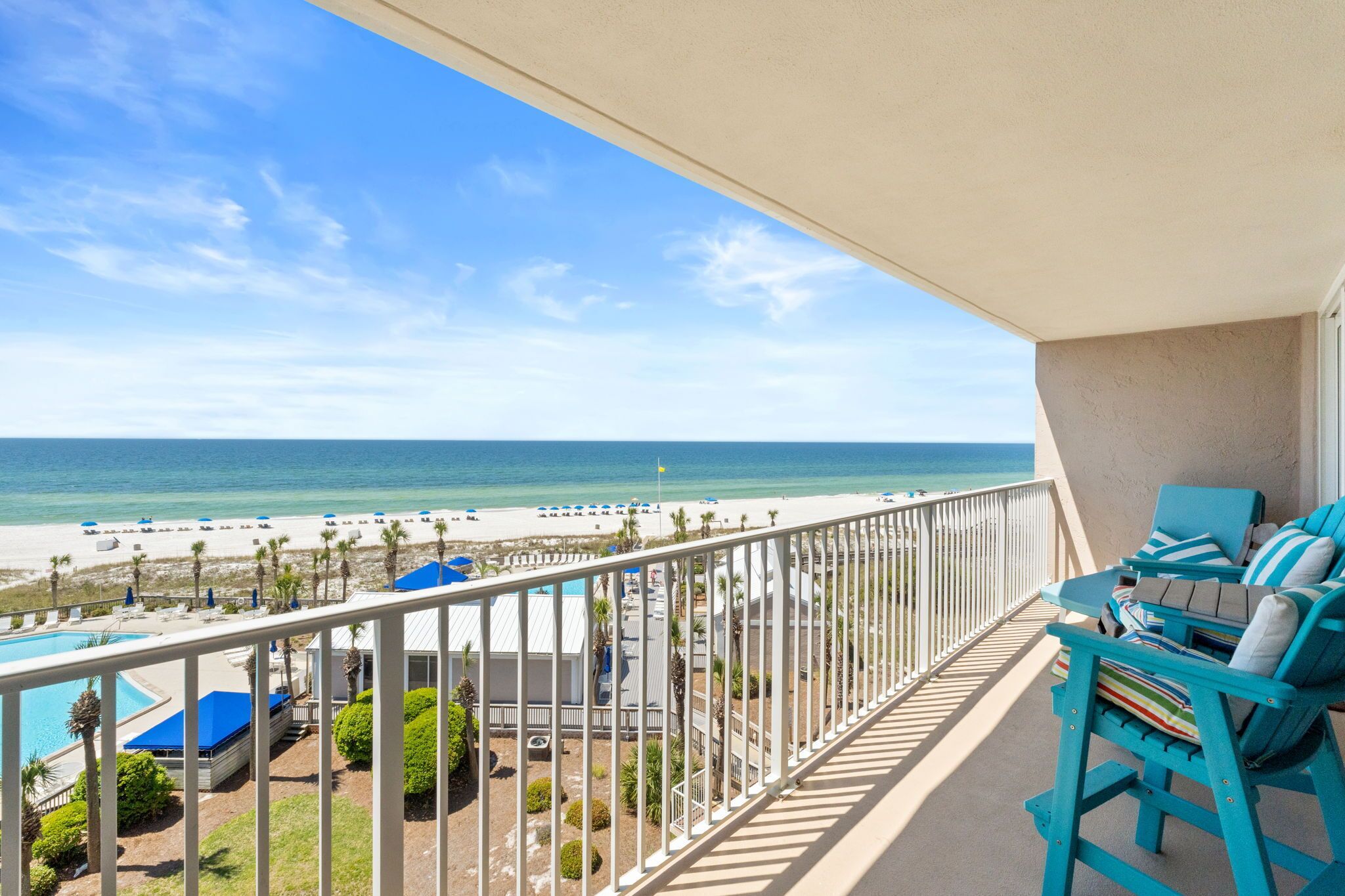Free Beach Set Up For 2 | 2 Pools