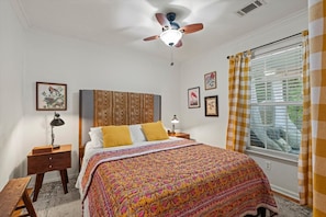 2 bedrooms, desk, iron/ironing board, travel crib