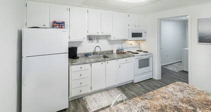 Perfect Quiet King Suite near Mayo