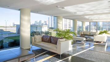 Basic Apartment | Interior
