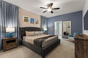 7 bedrooms, iron/ironing board, WiFi, bed sheets - Magical Mansion in Championsgate! Private pool, theater and arcade! (Four Corners)