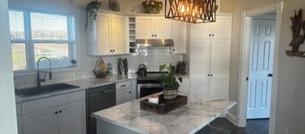 Blue Heron House - a beautiful waterfront property near Cavendish