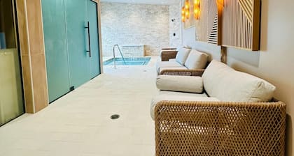 Toile & Bubble Rose Suite