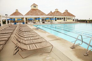 Pool - Liv4Summer II- 3 bedroom rennovated cottage with hot tub and beach club access (Nags Head)