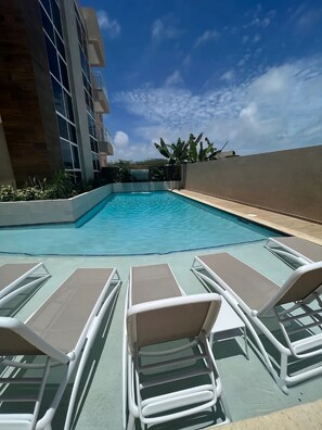 Full-sized fridge, microwave, oven, stovetop - THE Aracari (Noord)