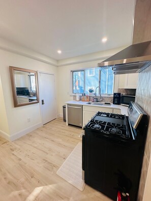 Fridge, microwave, oven, stovetop - Modern 2BR near subway & parking available (Somerville)